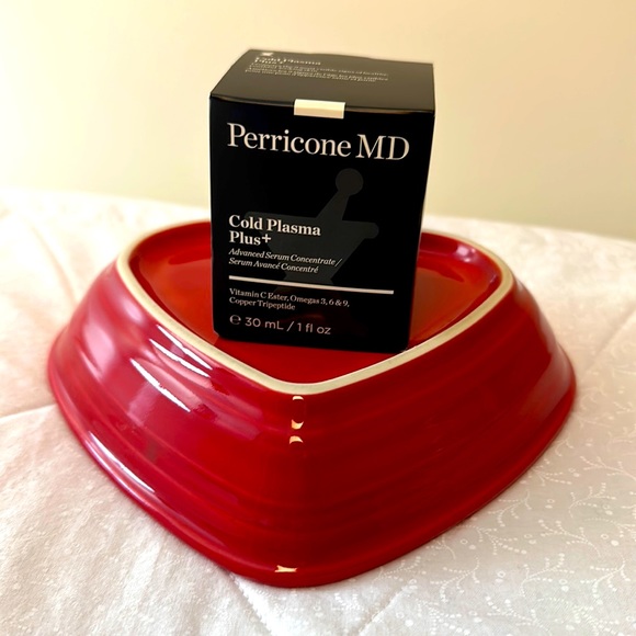 Perricone MD Other - Perricone MD's Cold Plasma+ Advanced Serum Concentrate